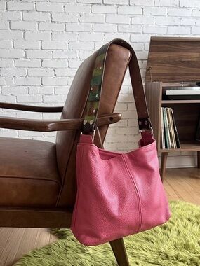 Pink Leather Shoulder Bag with Colorful removable Strap